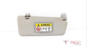 Used Sun visor Renault Clio IV (5R) 0.9 Energy TCE 90 12V Price € 9,99 Margin scheme offered by Focus Automotive