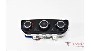 Used Heater control panel Renault Clio IV (5R) 0.9 Energy TCE 90 12V Price € 30,00 Margin scheme offered by Focus Automotive