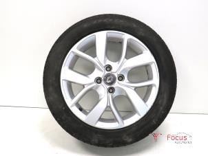 Used Wheel + tyre Renault Clio IV (5R) 0.9 Energy TCE 90 12V Price € 125,00 Margin scheme offered by Focus Automotive