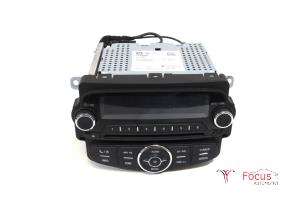Used Radio CD player Opel Corsa E 1.0 SIDI Turbo 12V Price € 175,00 Margin scheme offered by Focus Automotive