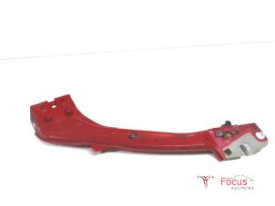 Used Headlight frame, left Peugeot Expert (G9) 2.0 HDi 120 Price € 25,00 Margin scheme offered by Focus Automotive