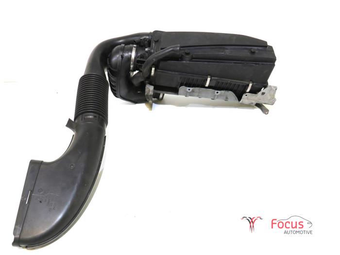 Begagnade Luftfilterhus Mercedes C (W204) 2.2 C-200 CDI 16V Pris € 75,00 Marginaltabell erbjuds av Focus Automotive