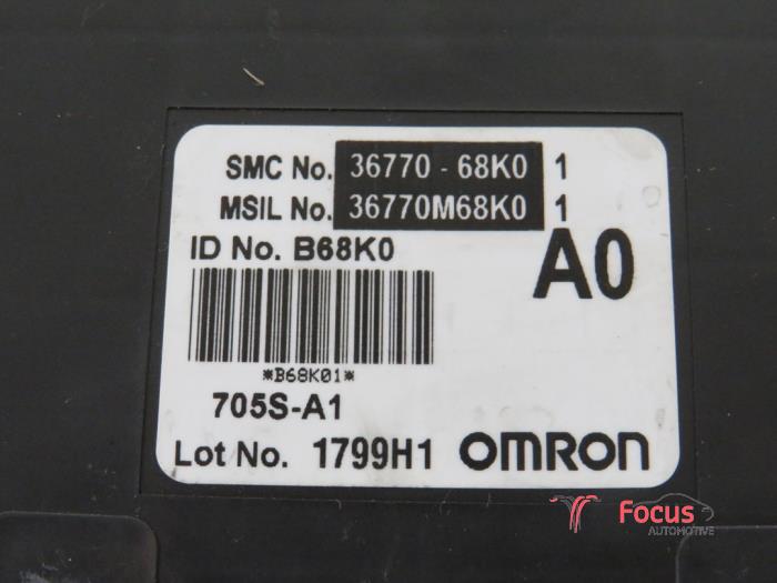 Caja de fusibles de un Nissan Pixo (D31S) 1.0 12V 2011