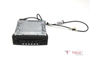 Używane Radioodtwarzacz CD Citroen C4 Picasso (UD/UE/UF) 1.6 HDi 16V 110 Cena € 50,00 Procedura marży oferowane przez Focus Automotive