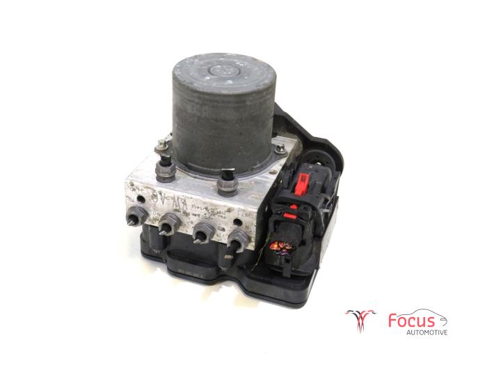 Używane Pompa ABS Volkswagen Polo VI (AW1) 1.0 MPi 12V Cena € 200,00 Procedura marży oferowane przez Focus Automotive