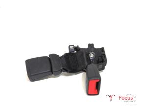 Used Rear seatbelt buckle, left Volkswagen Polo VI (AW1) 1.0 MPi 12V Price € 24,95 Margin scheme offered by Focus Automotive