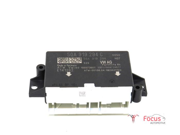 PDC Module from a Volkswagen Polo VI (AW1) 1.0 MPi 12V 2019