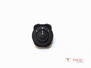 Gebrauchte Spiegel Schalter Fiat Fiorino (225) 1.3 JTD 16V Multijet Preis € 20,00 Margenregelung angeboten von Focus Automotive