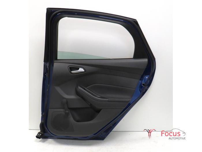 Drzwi prawe tylne wersja 4-drzwiowa z Ford Focus 3 1.0 Ti-VCT EcoBoost 12V 100 2014