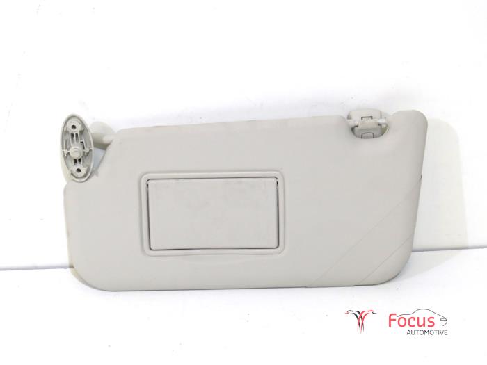 Begagnade Solskydd Ford Focus 3 1.0 Ti-VCT EcoBoost 12V 100 Pris € 15,00 Marginaltabell erbjuds av Focus Automotive