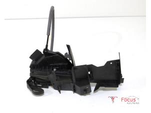 Gebrauchte Türschlossmechanik 4-türig links vorne Ford Focus 3 1.0 Ti-VCT EcoBoost 12V 100 Preis € 20,00 Margenregelung angeboten von Focus Automotive