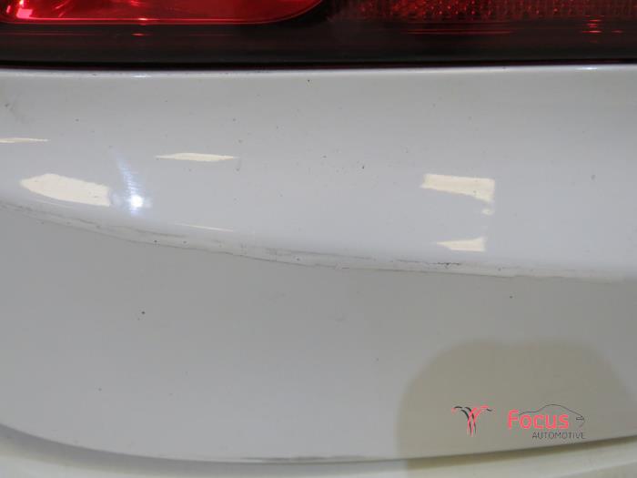Stoßstange hinten van een Hyundai i20 (GBB) 1.0 T-GDI 120 12V 2017