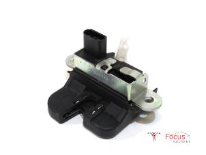 Used Tailgate lock mechanism Volkswagen Scirocco (137/13AD) 1.4 TSI 122 16V Price € 24,95 Margin scheme offered by Focus Automotive