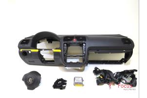 Usagé Kit + module airbag Volkswagen Scirocco (137/13AD) 1.4 TSI 122 16V Prix € 795,00 Règlement à la marge proposé par Focus Automotive