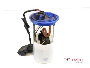 Used Electric fuel pump Volkswagen Scirocco (137/13AD) 1.4 TSI 122 16V Price € 16,95 Margin scheme offered by Focus Automotive