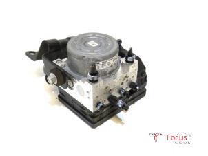 Usagé Bloc ABS Kia Picanto (JA) 1.0 12V Prix € 74,95 Règlement à la marge proposé par Focus Automotive