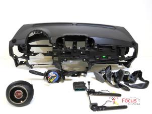 Używane Zestaw + Modul poduszki powietrznej Fiat 500 (312) 0.9 TwinAir 80 Cena € 850,00 Procedura marży oferowane przez Focus Automotive
