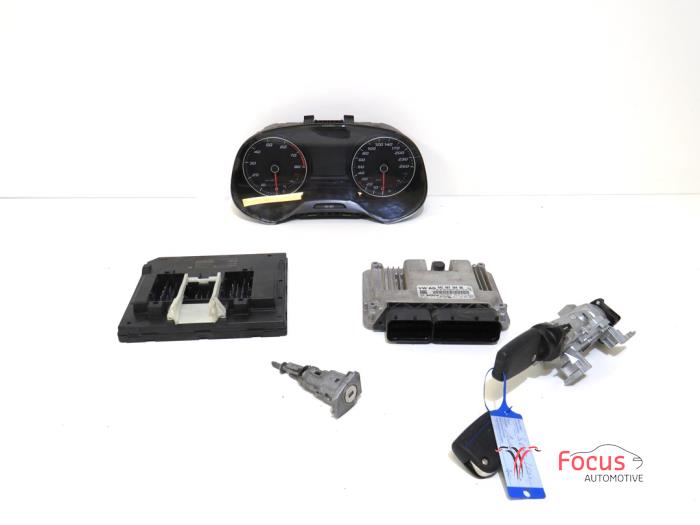 Used Ignition lock + computer Seat Leon (5FB) 1.0 TSI 12V Price € 395,00 Margin scheme offered by Focus Automotive