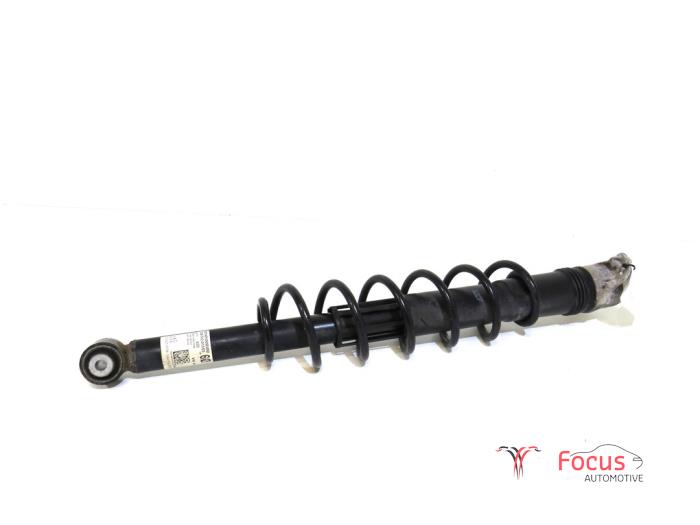 Rear shock absorber, left from a Seat Leon (5FB) 1.0 TSI 12V 2019