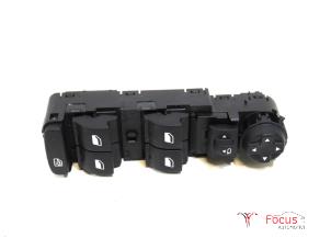 Used Multi-functional window switch Opel Corsa V 1.2 12V 100 Price € 25,00 Margin scheme offered by Focus Automotive
