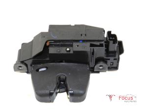 Used Tailgate lock mechanism Opel Corsa V 1.2 12V 100 Price € 20,00 Margin scheme offered by Focus Automotive