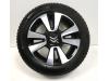 Wheel + winter tyre from a Citroen C3 (SX/SW), 2016 1.2 Vti 12V PureTech, Hatchback, Petrol, 1.199cc, 61kW (83pk), FWD, EB2FA; HMR, 2018-05, SXHMR; SWHMR 2019