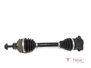 Usagé Arbre de transmission avant droit Audi A5 Sportback (F5A/F5F) 2.0 TFSI Ultra 16V Prix € 175,00 Règlement à la marge proposé par Focus Automotive