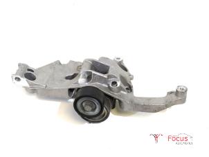 Used Engine mount Opel Corsa V 1.2 12V 100 Price € 35,00 Margin scheme offered by Focus Automotive