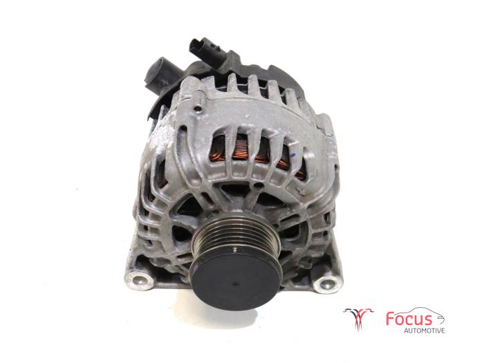 Usagé Dynamo Opel Corsa V 1.2 12V 100 Prix € 99,95 Règlement à la marge proposé par Focus Automotive