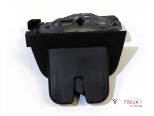 Used Tailgate lock mechanism Audi A3 Sportback (8PA) 2.0 FSI 16V Price € 19,95 Margin scheme offered by Focus Automotive
