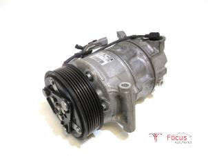 Used Air conditioning pump Renault Megane IV (RFBB) 1.3 TCE 115 16V Price € 149,95 Margin scheme offered by Focus Automotive