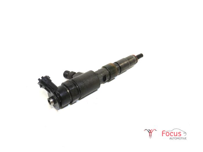 Injector (diesel) from a Citroën C3 (SC) 1.6 BlueHDI 75 2016