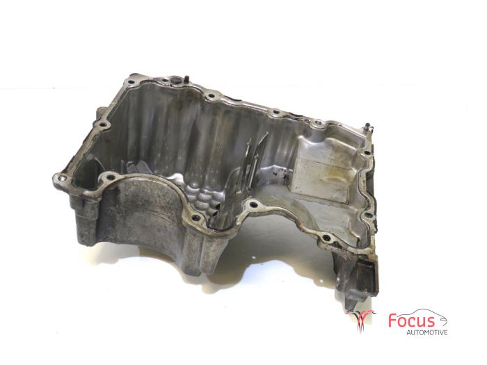 Usagé Couvercle carter Opel Corsa V 1.2 12V 100 Prix € 99,95 Règlement à la marge proposé par Focus Automotive