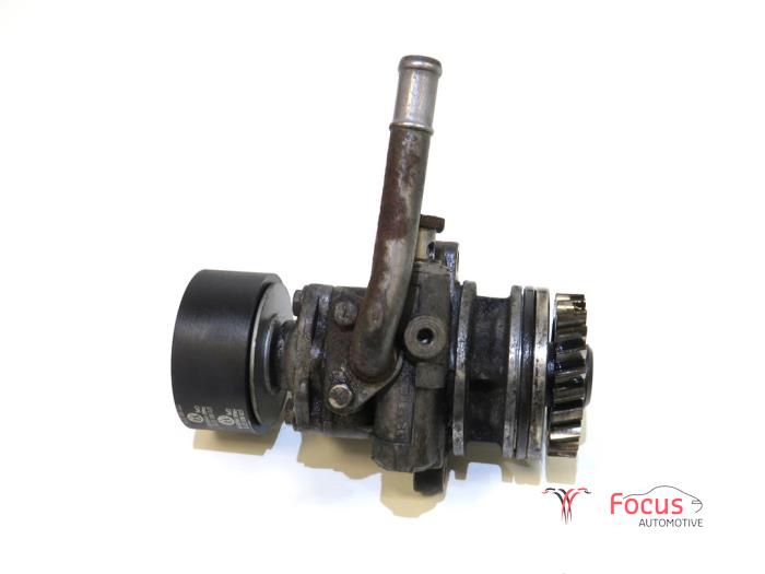 Usagé Pompe direction assistée Volkswagen Transporter T5 2.5 TDi Prix € 69,95 Règlement à la marge proposé par Focus Automotive