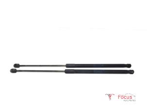 Used Set of tailgate gas struts BMW X1 (E84) sDrive 20d 2.0 16V Price € 14,95 Margin scheme offered by Focus Automotive