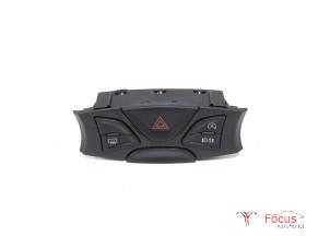 Gebrauchte Panikbeleuchtung Schalter Ford Ka II 1.2 Preis € 10,00 Margenregelung angeboten von Focus Automotive