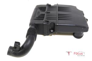 Używane Obudowa filtra powietrza Ford Ka II 1.2 Cena € 150,00 Procedura marży oferowane przez Focus Automotive