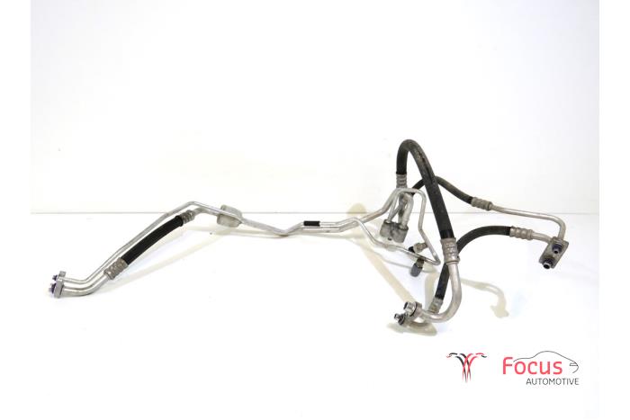 Begagnade Luftkonditioneringsledning Opel Corsa E 1.2 16V Pris € 69,95 Marginaltabell erbjuds av Focus Automotive
