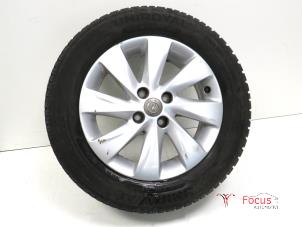 Usagé Jante + pneu d'hiver Opel Corsa E 1.2 16V Prix € 65,00 Règlement à la marge proposé par Focus Automotive