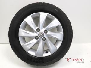Gebrauchte Felge + Reifen Opel Corsa E 1.2 16V Preis € 65,00 Margenregelung angeboten von Focus Automotive