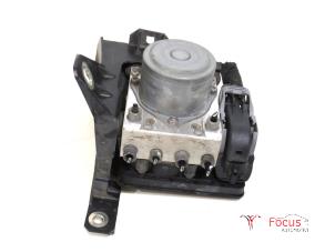 Bloc ABS d'un Fiat 500L (199) 1.3 D 16V Multijet 2018