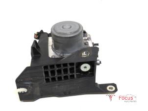 Bloc ABS d'un Fiat 500L (199) 1.3 D 16V Multijet 2018