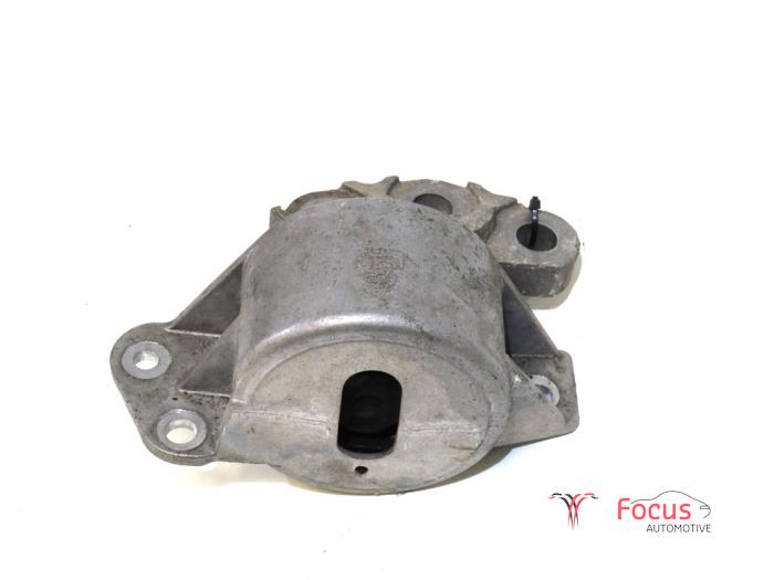 Used Engine mount Fiat 500L (199) 1.3 D 16V Multijet Price € 15,00 Margin scheme offered by Focus Automotive