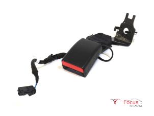 Used Rear seatbelt buckle, left Opel Corsa F (UB/UH/UP) 1.2 12V 75 Price € 35,00 Margin scheme offered by Focus Automotive