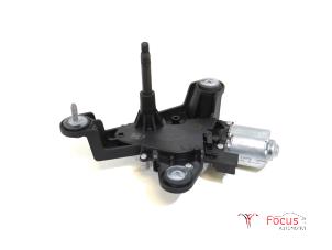 Used Rear wiper motor Opel Corsa F (UB/UH/UP) 1.2 12V 75 Price € 25,00 Margin scheme offered by Focus Automotive