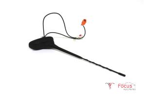 Used GPS antenna Opel Corsa F (UB/UH/UP) 1.2 12V 75 Price € 29,50 Margin scheme offered by Focus Automotive