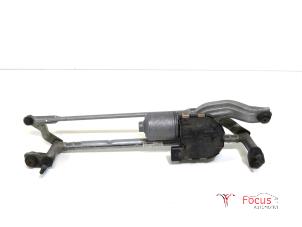 Used Wiper motor + mechanism Volkswagen Golf VII (AUA) 1.2 TSI 16V Price € 24,95 Margin scheme offered by Focus Automotive