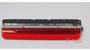 Używane Dodatkowe swiatlo stopu srodek Fiat 500 (312) 1.2 69 Cena € 19,95 Procedura marży oferowane przez Focus Automotive