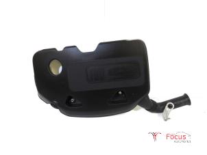 Używane Obudowa filtra powietrza Fiat 500C (312) 0.9 TwinAir 85 Cena € 29,95 Procedura marży oferowane przez Focus Automotive