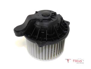 Usados Motor de ventilador de calefactor Kia Picanto (TA) 1.0 12V Precio € 14,95 Norma de margen ofrecido por Focus Automotive